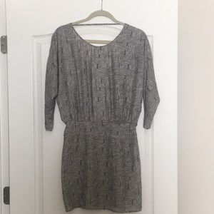 Long sleeve gray dress